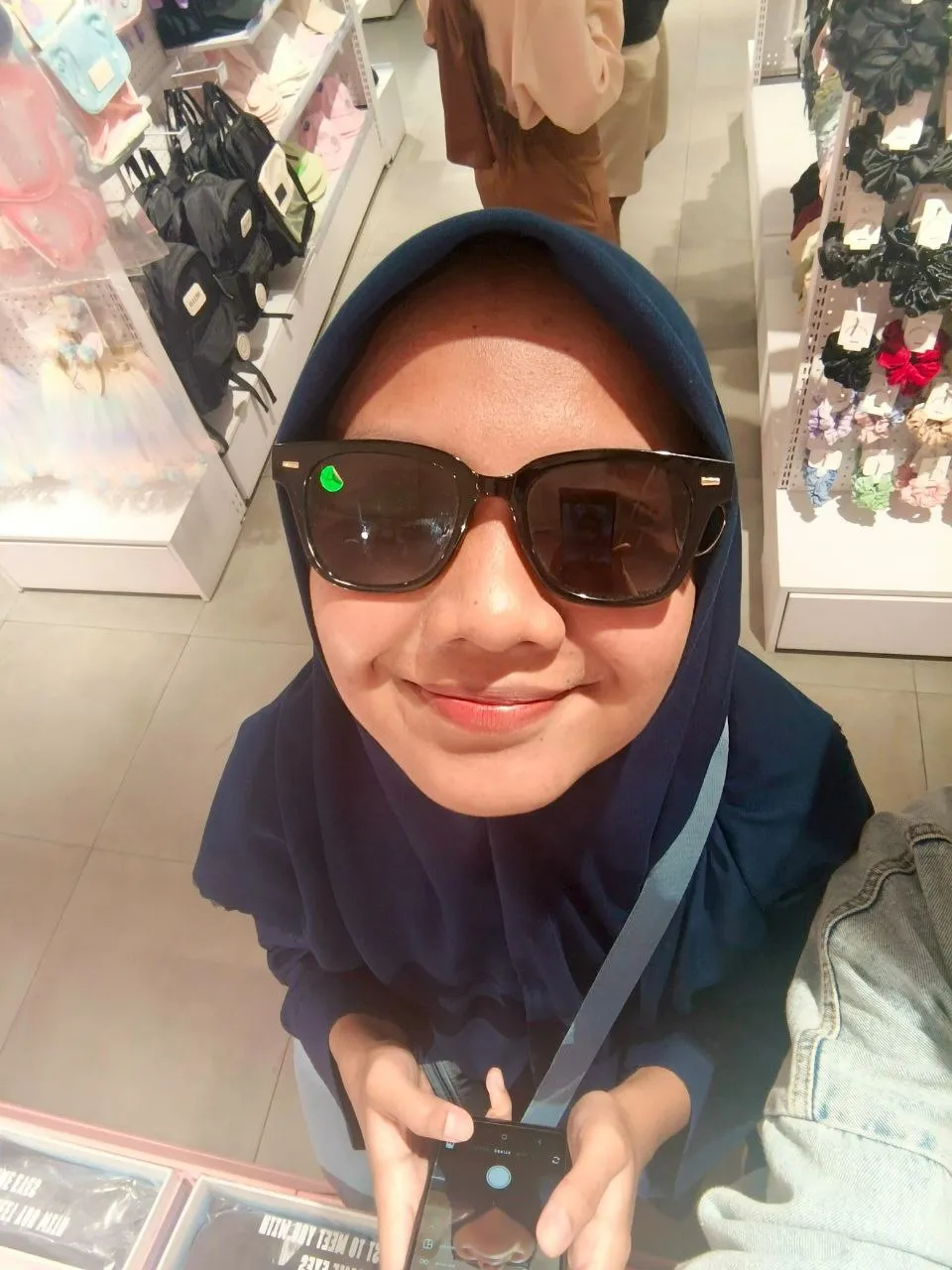 Foto ketiga dalam galeri kenangan